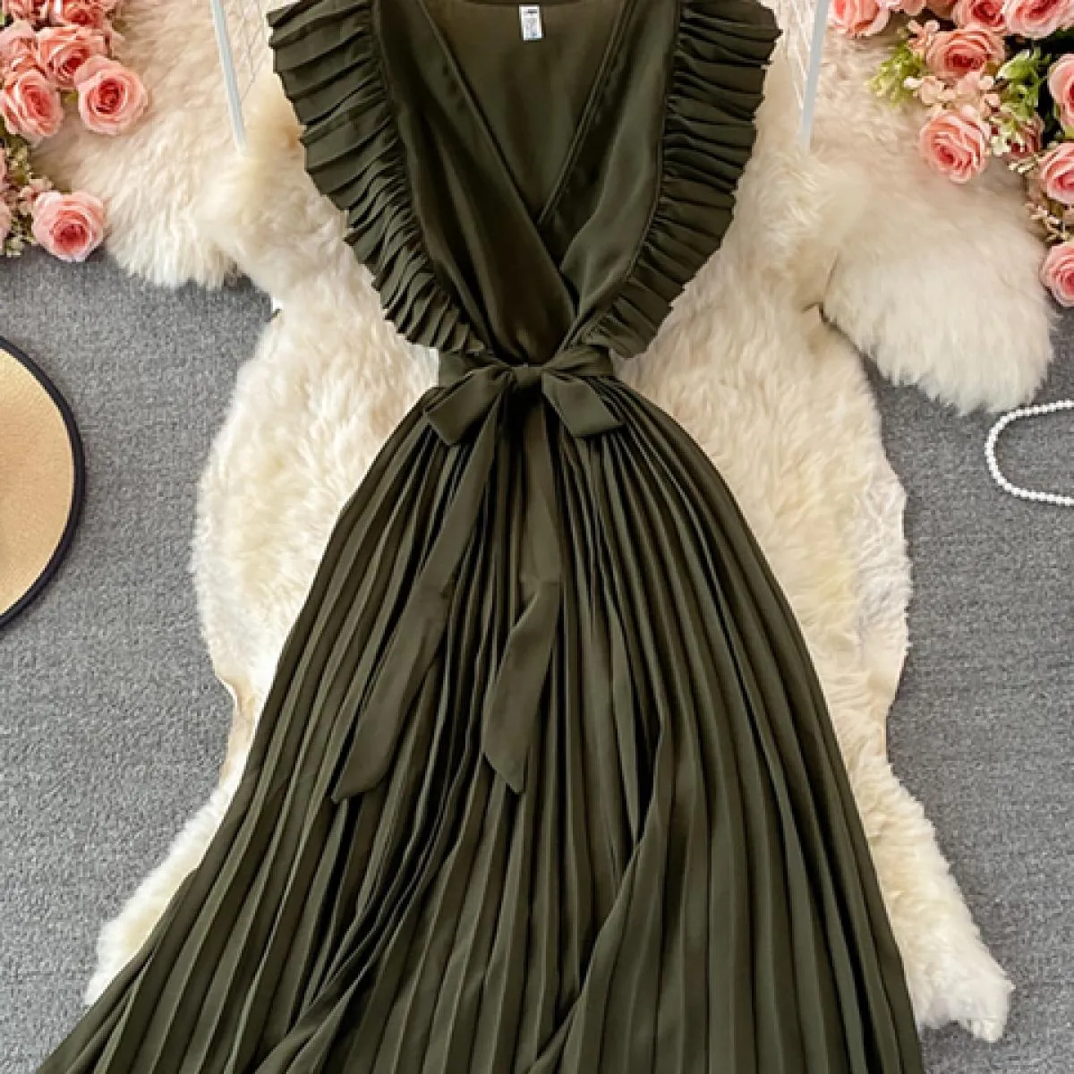 Abito longuette a pieghe verde / rosso / beige da donna estiva Abito longuette drappeggiato con scollo a V femminile Elegante ab