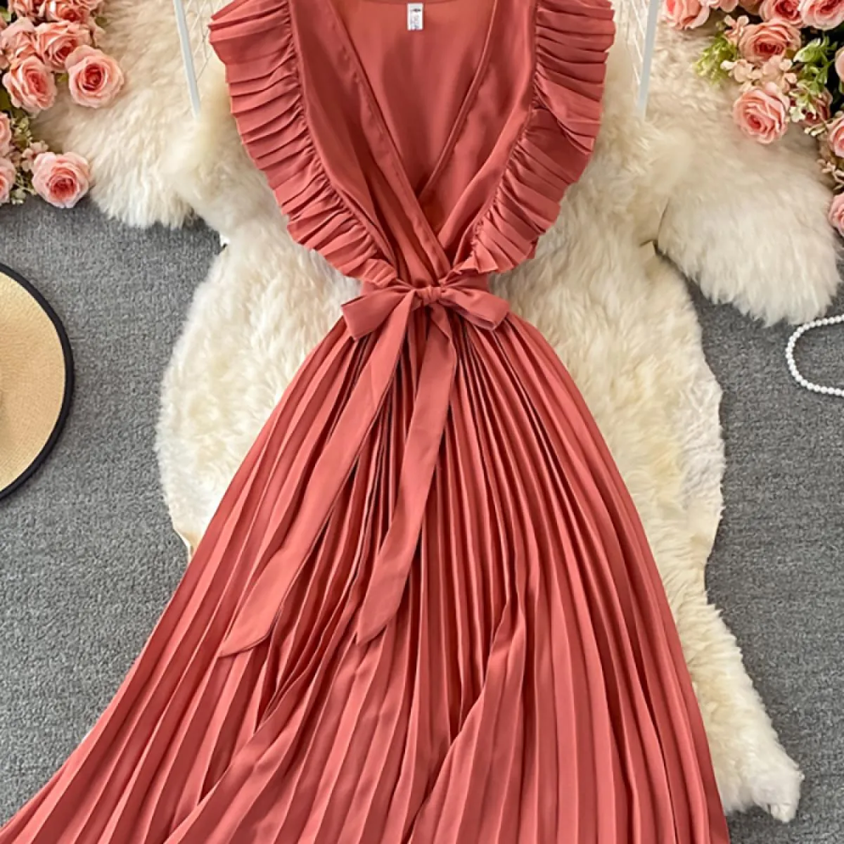 Abito longuette a pieghe verde / rosso / beige da donna estiva Abito longuette drappeggiato con scollo a V femminile Elegante ab