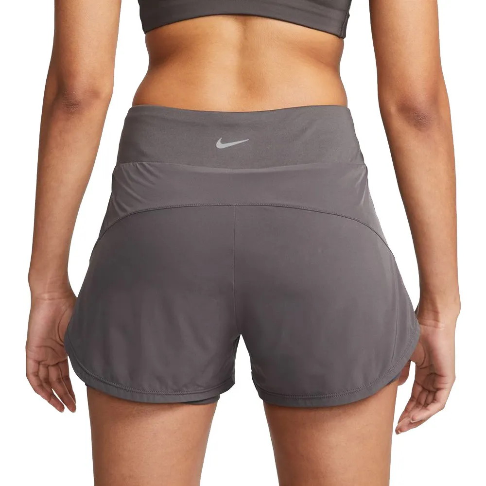 Nike Dri-FIT Bliss Mid-Rise per donna 2-in-1 Pantaloncini - FA23