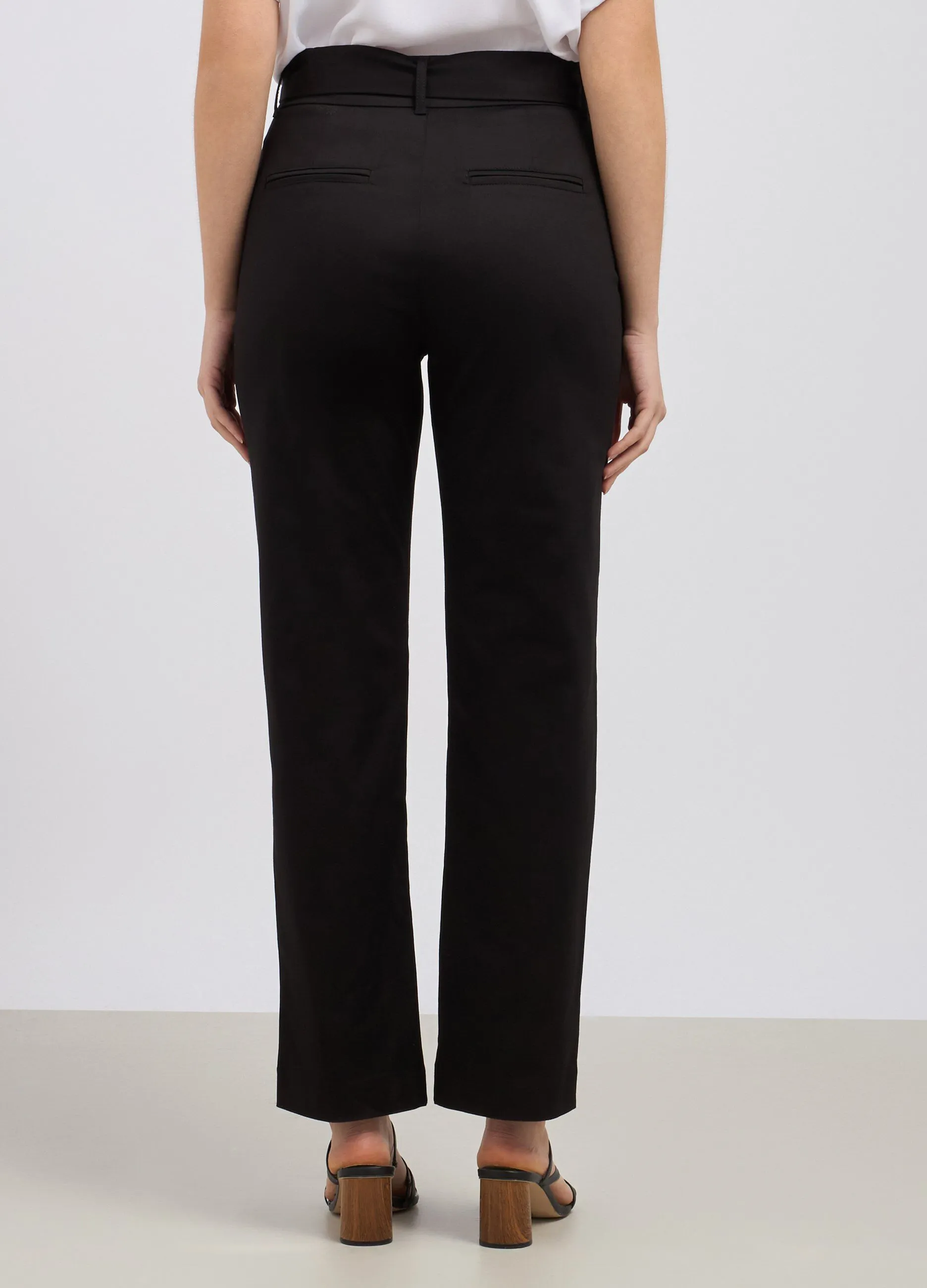 Pantalone a sigaretta con cintura donna