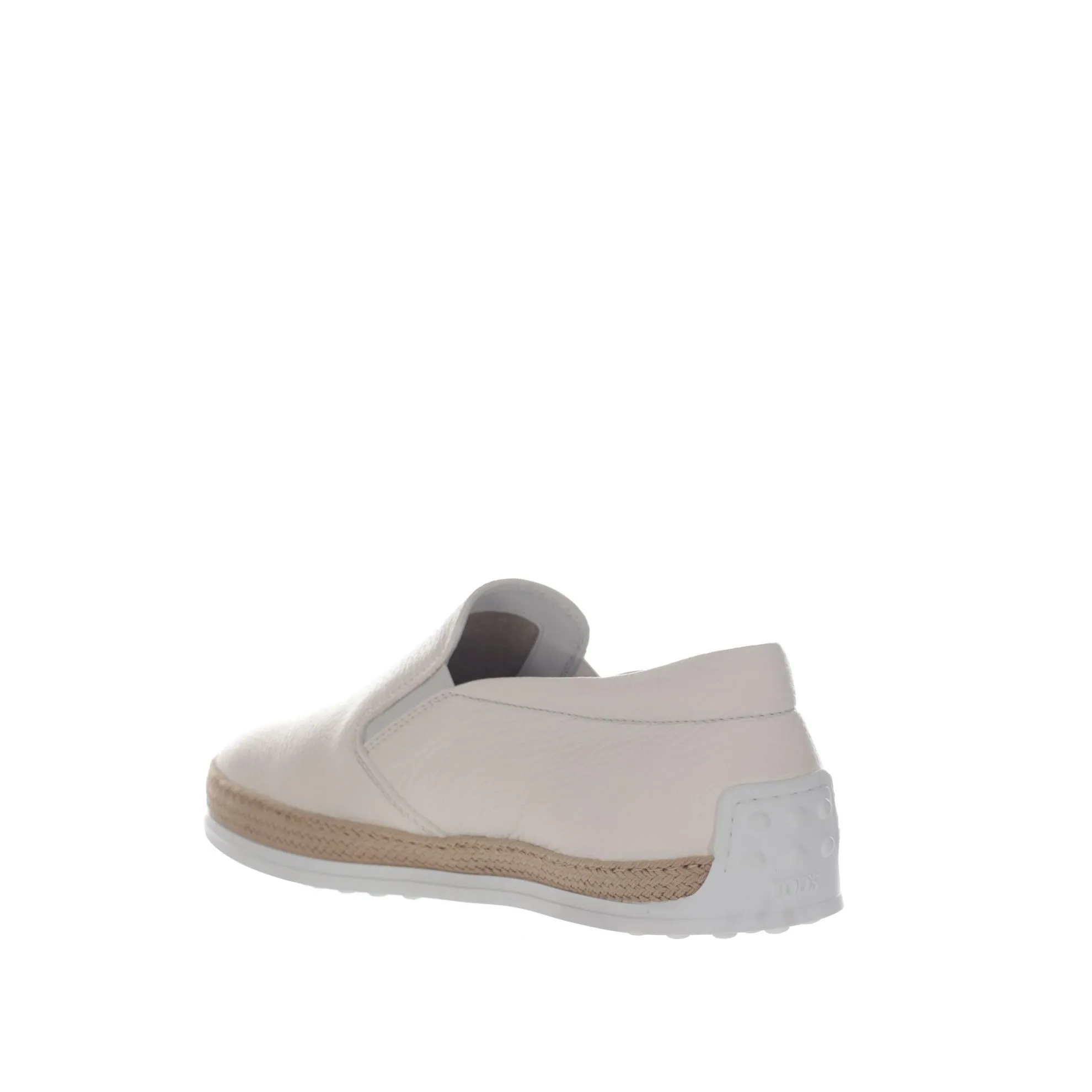 Slip on in pelle martellata con gommini e rafia