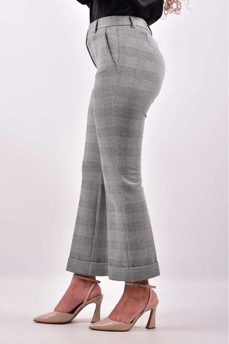 TEN WAYS TO BE PANTALONE CLASSICO