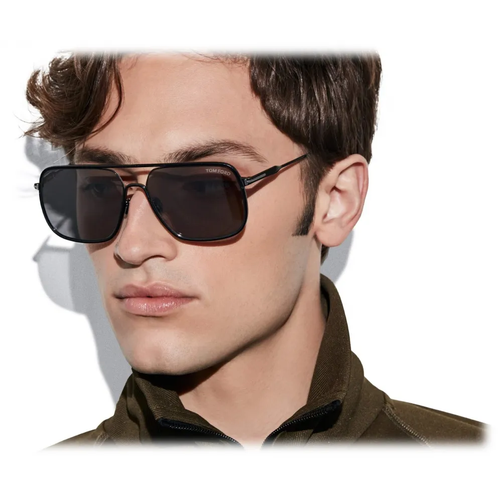 Tom Ford - Cliff Sunglasses - Occhiali da Sole Navigator - Nero - FT1015 - Occhiali da Sole - Tom Ford Eyewear